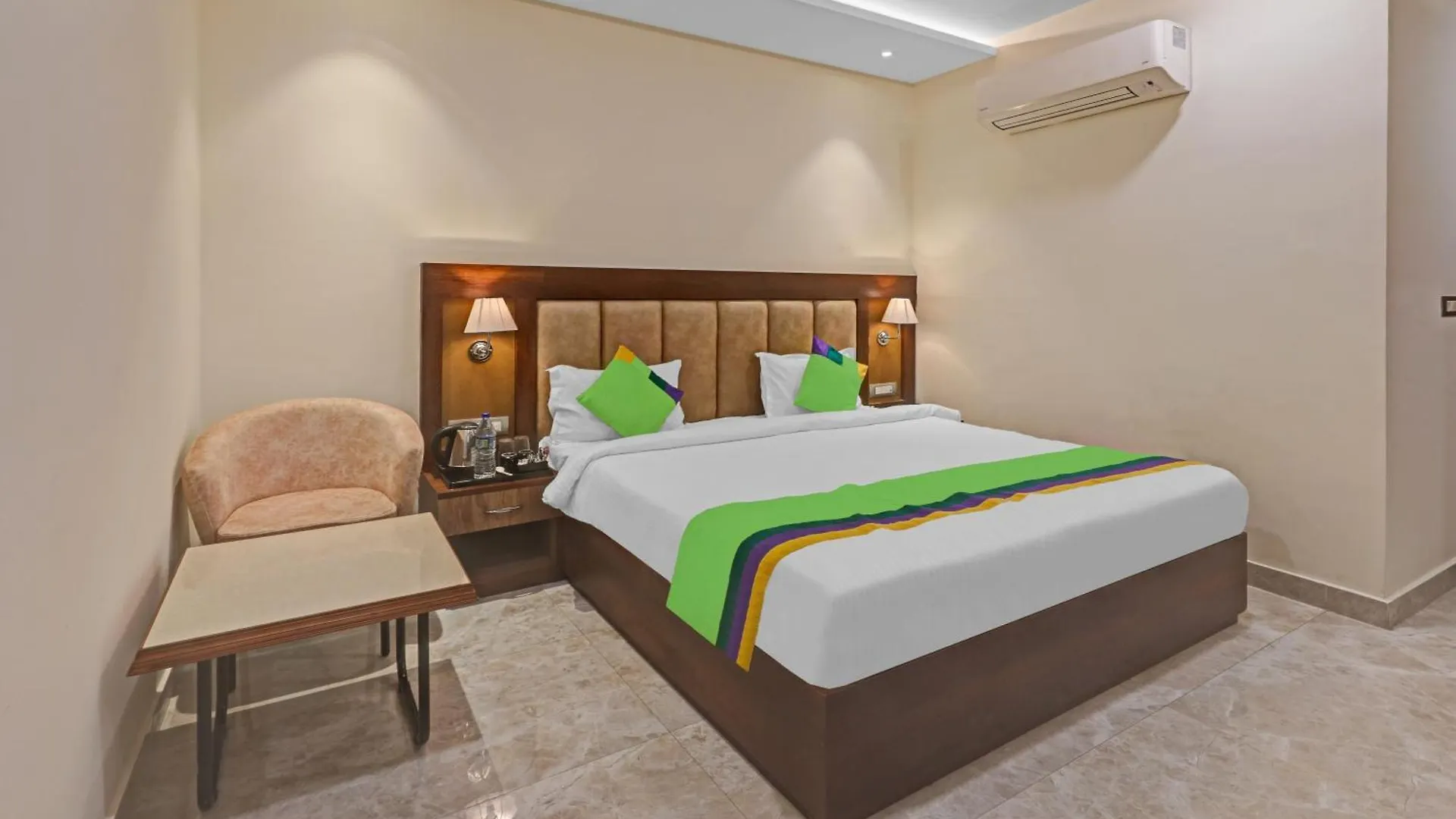 Hotel G B Palace Агра 3*,  Индия