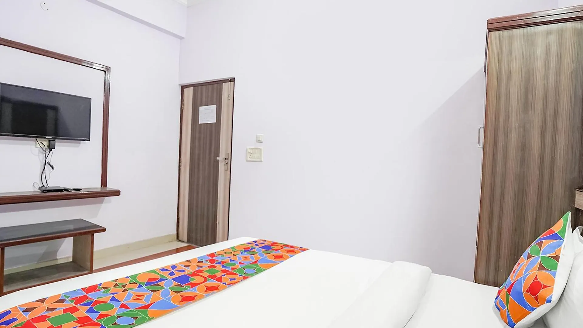 Hotel G B Palace Agra  Agra (Uttar Pradesh)