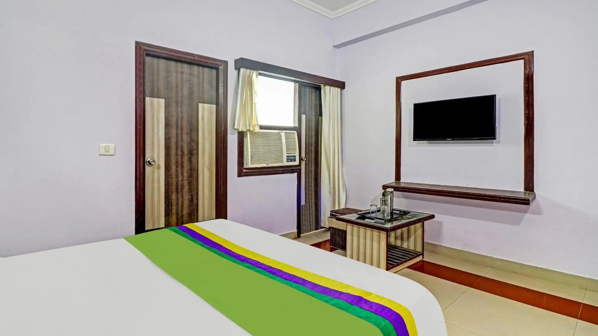 Hotel G B Palace Agra